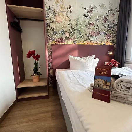 Hotel Meiendorfer Park Free Parking