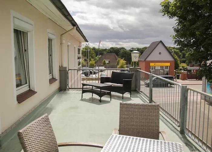 Meiendorfer Park Free Parking 3*